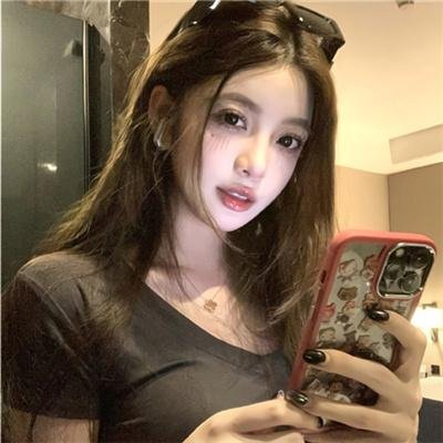 软玉温香抱满怀